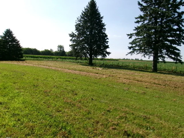 Photo of 1074 N 2nd Road