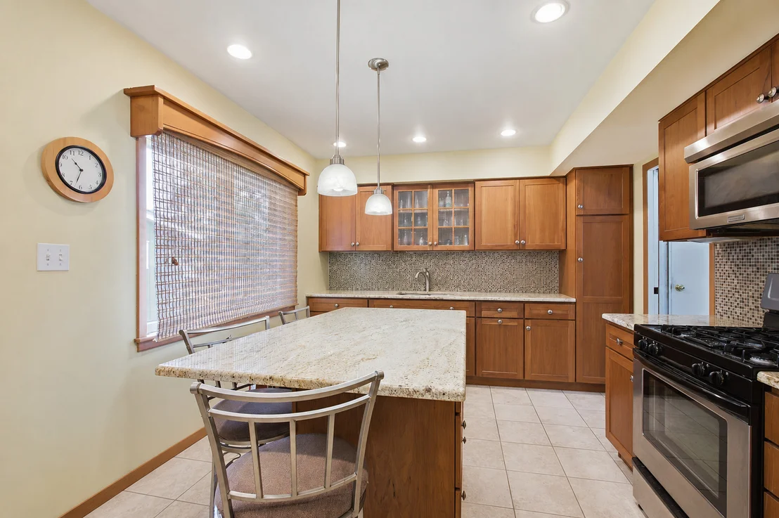 Photo of 1103 Kenton Road