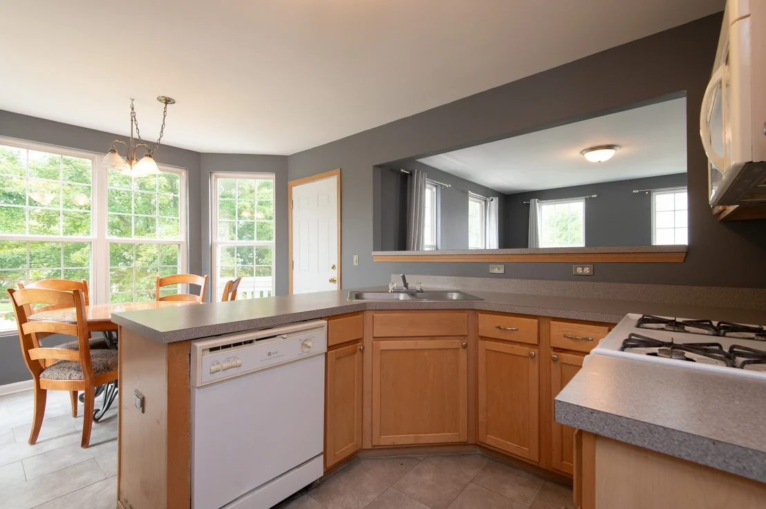 Photo of 867 Symphony Drive