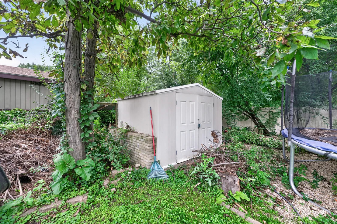 Photo of 17W041 Deerpath Road