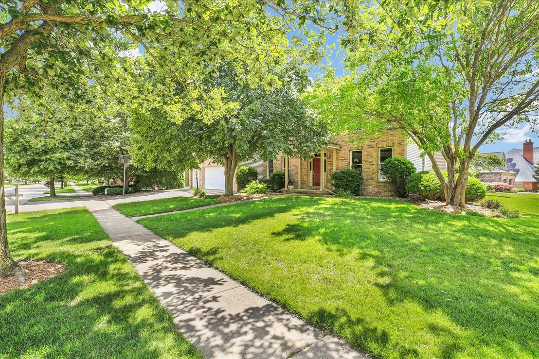 Photo of 2701 Summerhill Lane