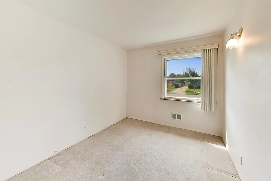 Photo of 7338 Beckwith Road