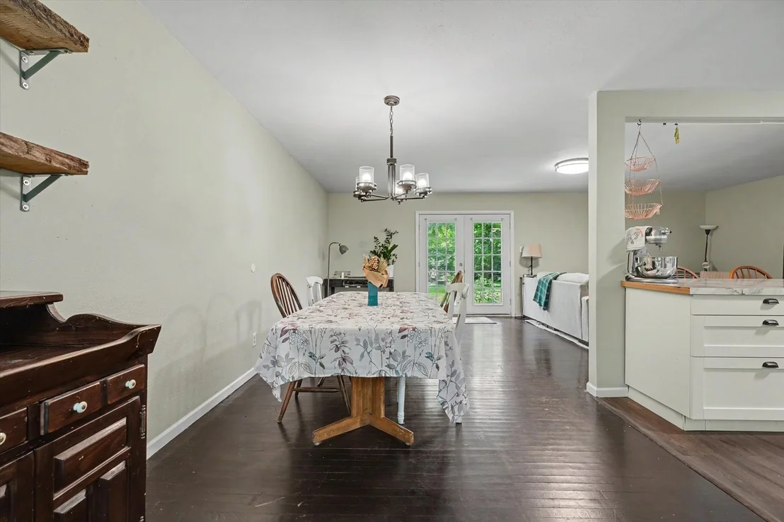 Photo of 7 Shuman Circle