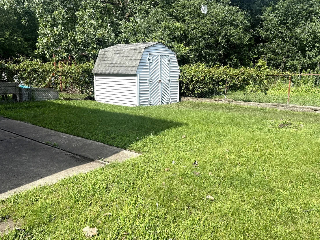Photo of 4483 Bell Lane
