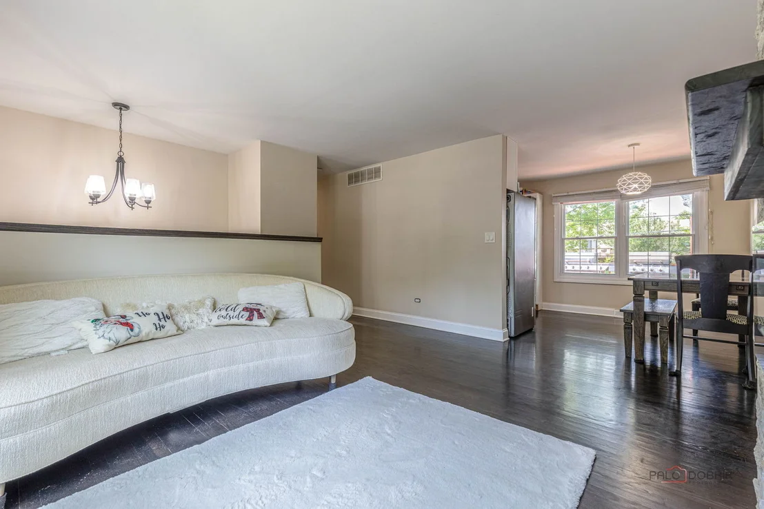 Photo of 690 Macarthur Drive
