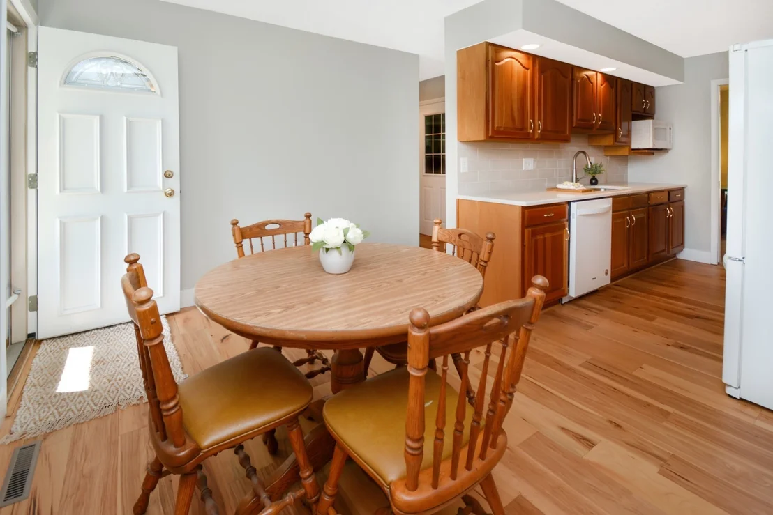 Photo of 104 S Williamsburg Drive