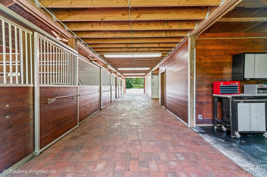 Photo of 13 Deepwood Road