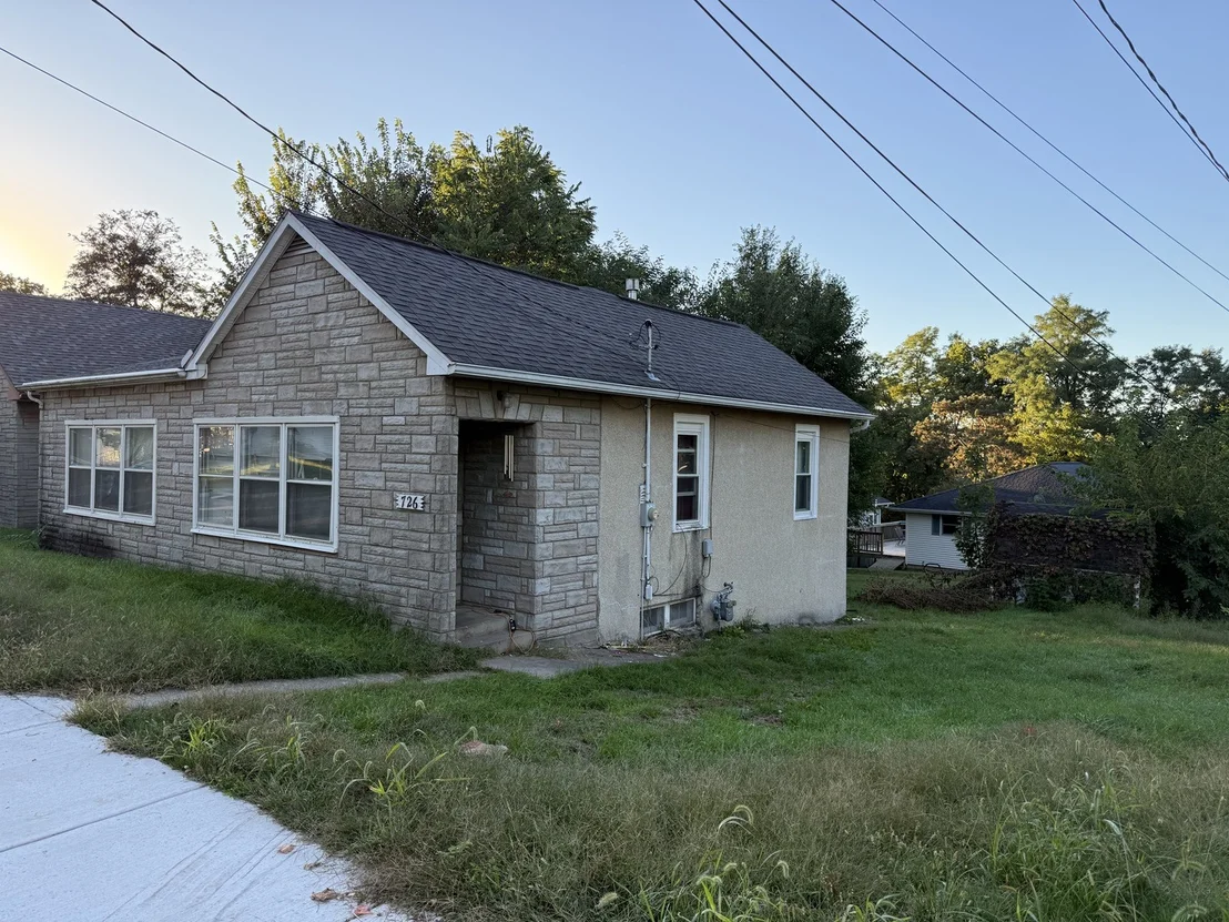 Photo of 726 6th Street