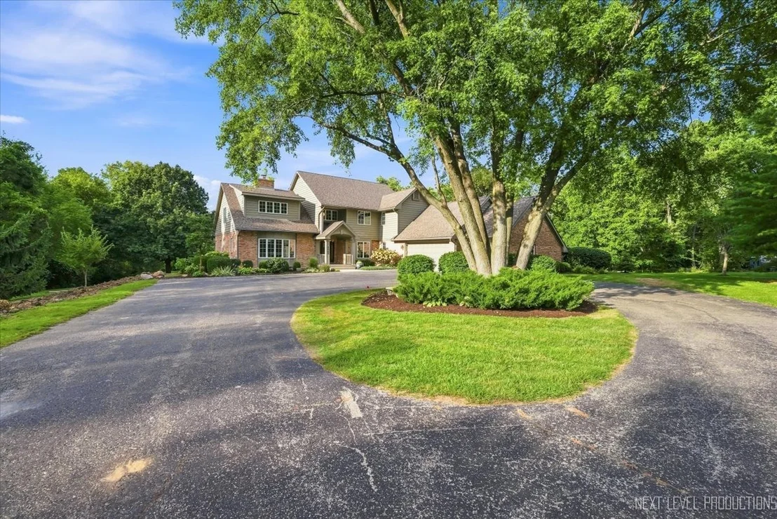 Photo of 3663 Wolf Road