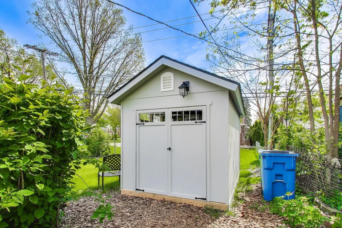 Photo of 321 N Fairview Avenue