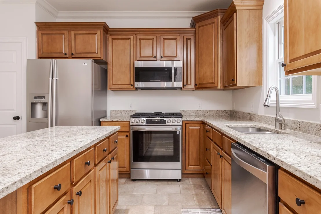 Photo of 980 Balsam Road