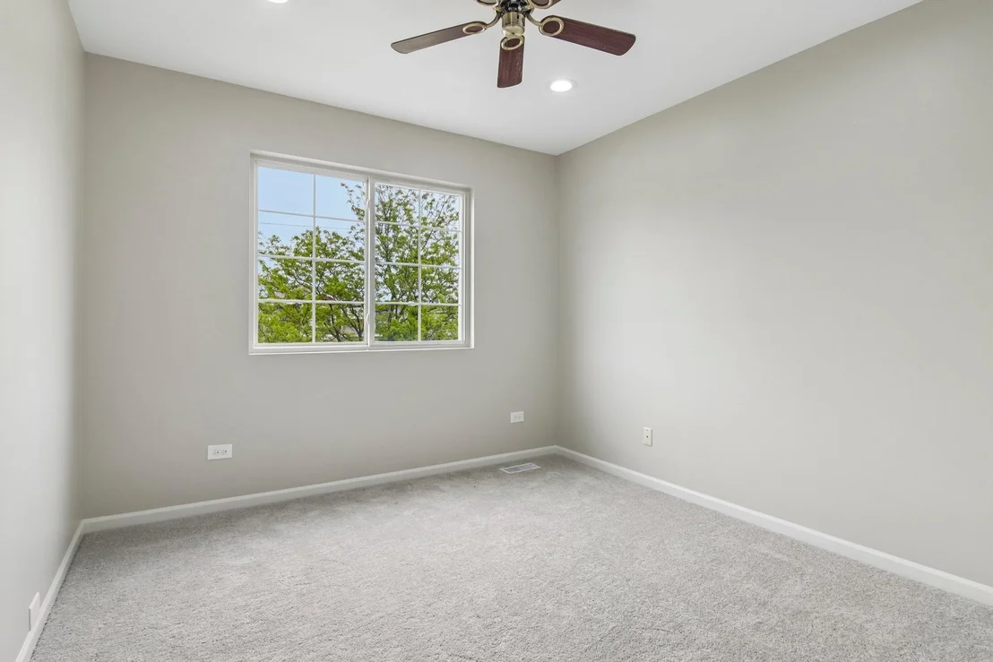 Photo of 479 Foxborough Trail
