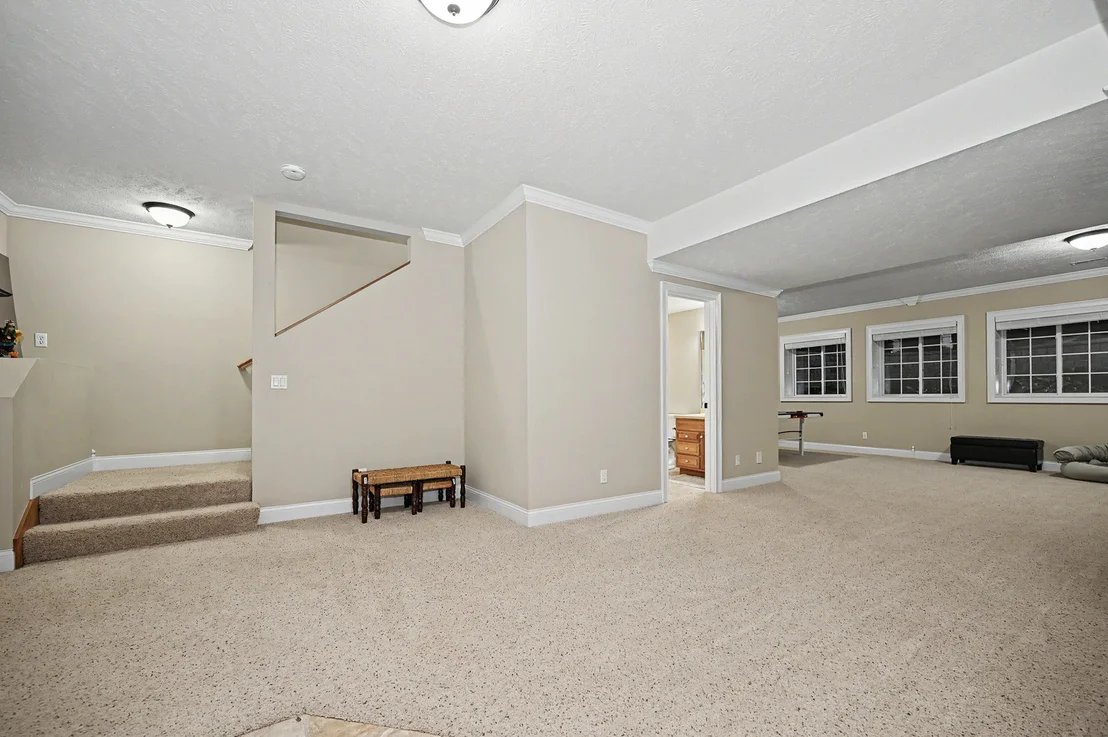 Photo of 18 Stonebrook Court
