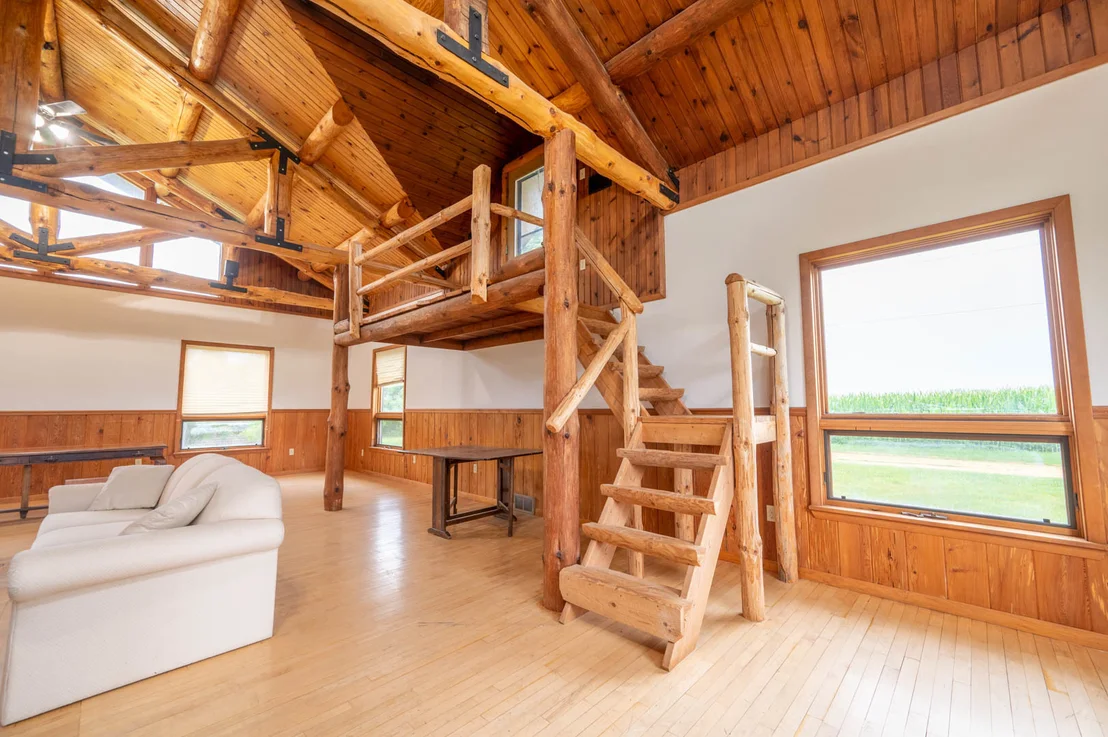 Photo of 3237 W Wilderness Road