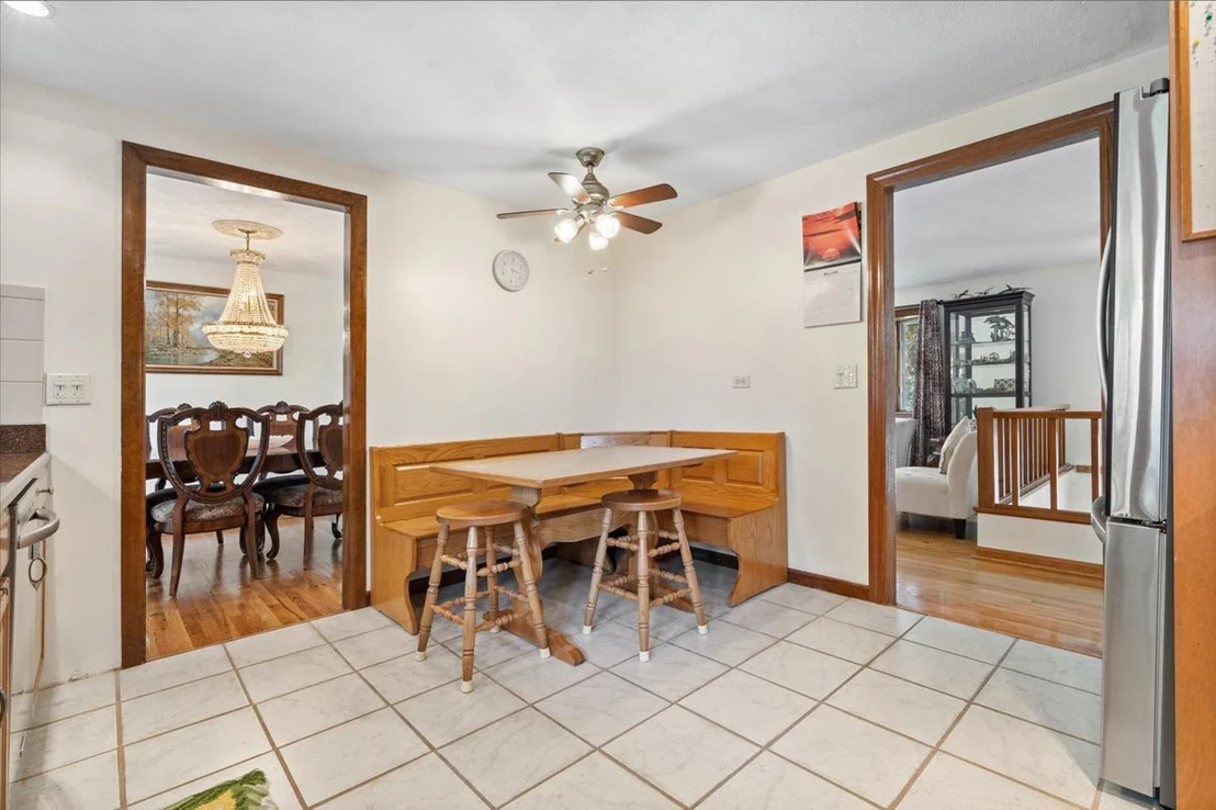 Photo of 937 Cornell Lane