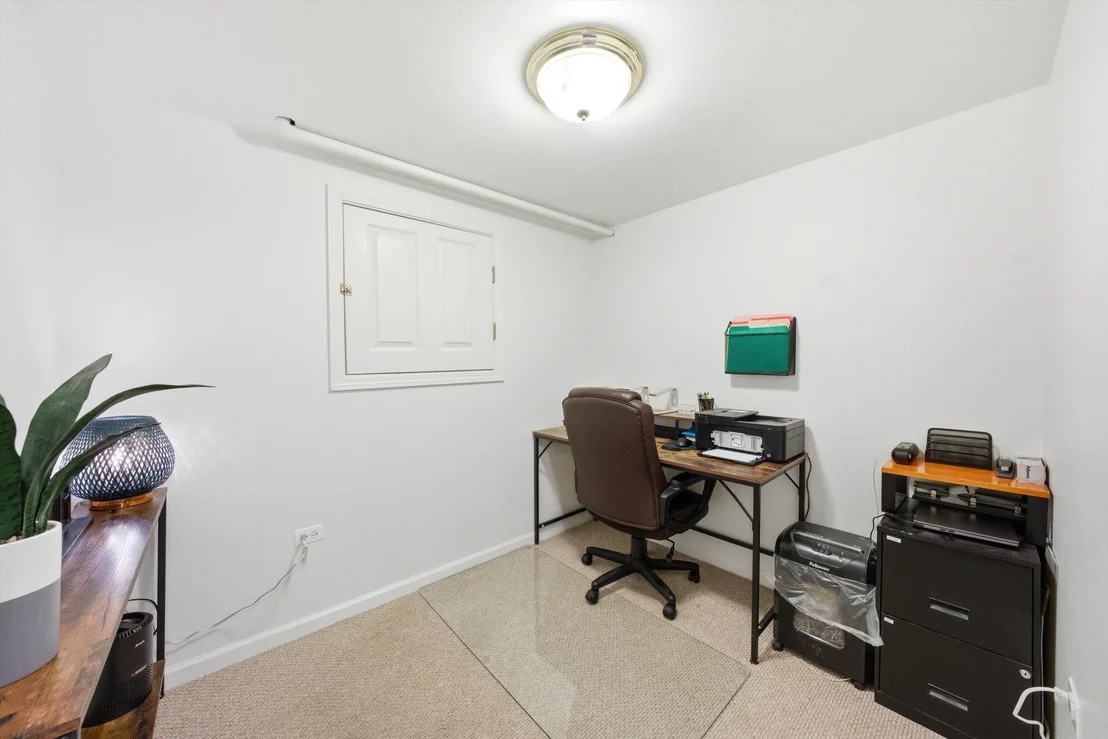 Photo of 2919 Embassy Row