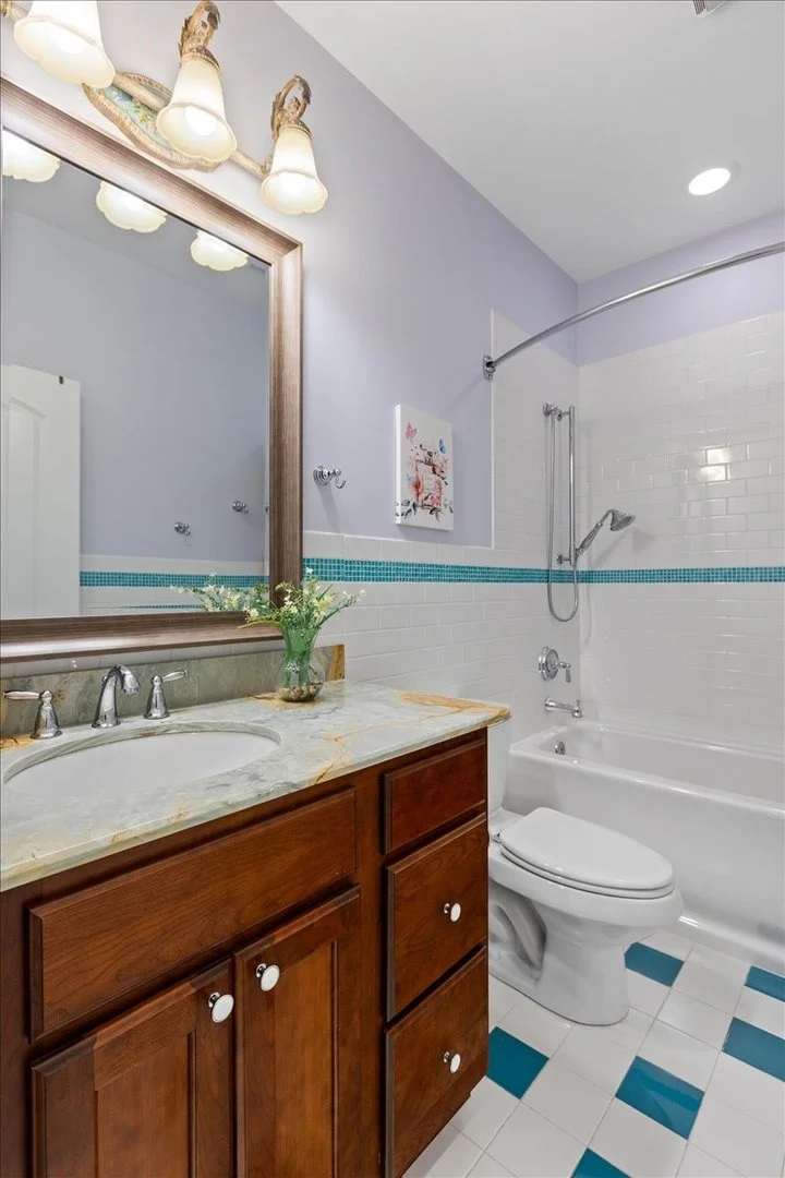 Photo of 1021 Linden Lane