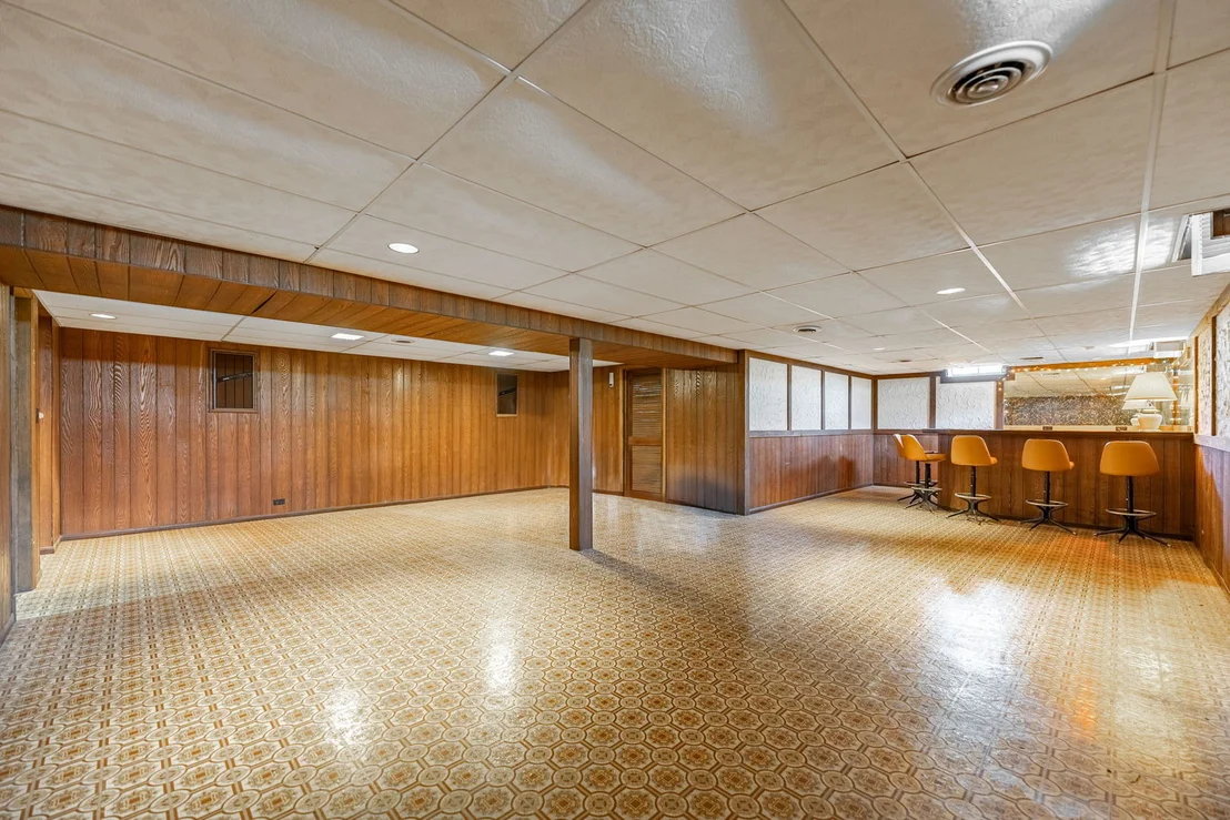 Photo of 137 Harding Drive