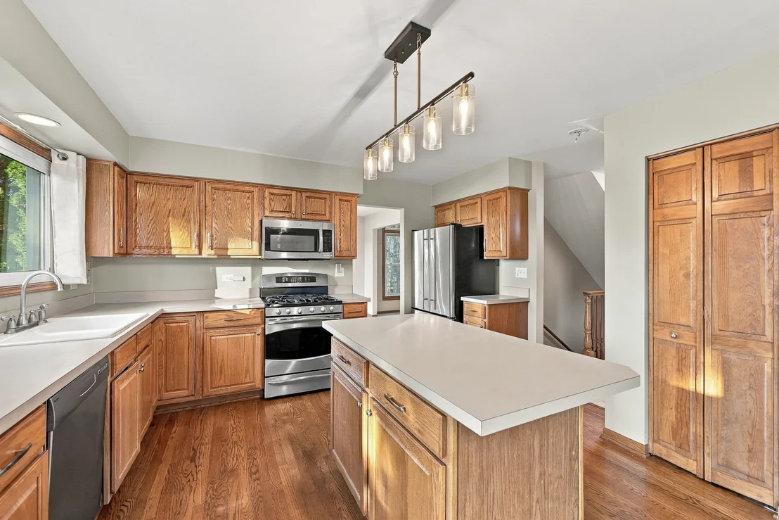 Photo of 170 Salford Drive