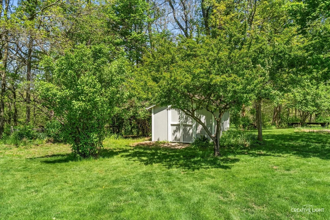Photo of 16073 Burr Oak Road