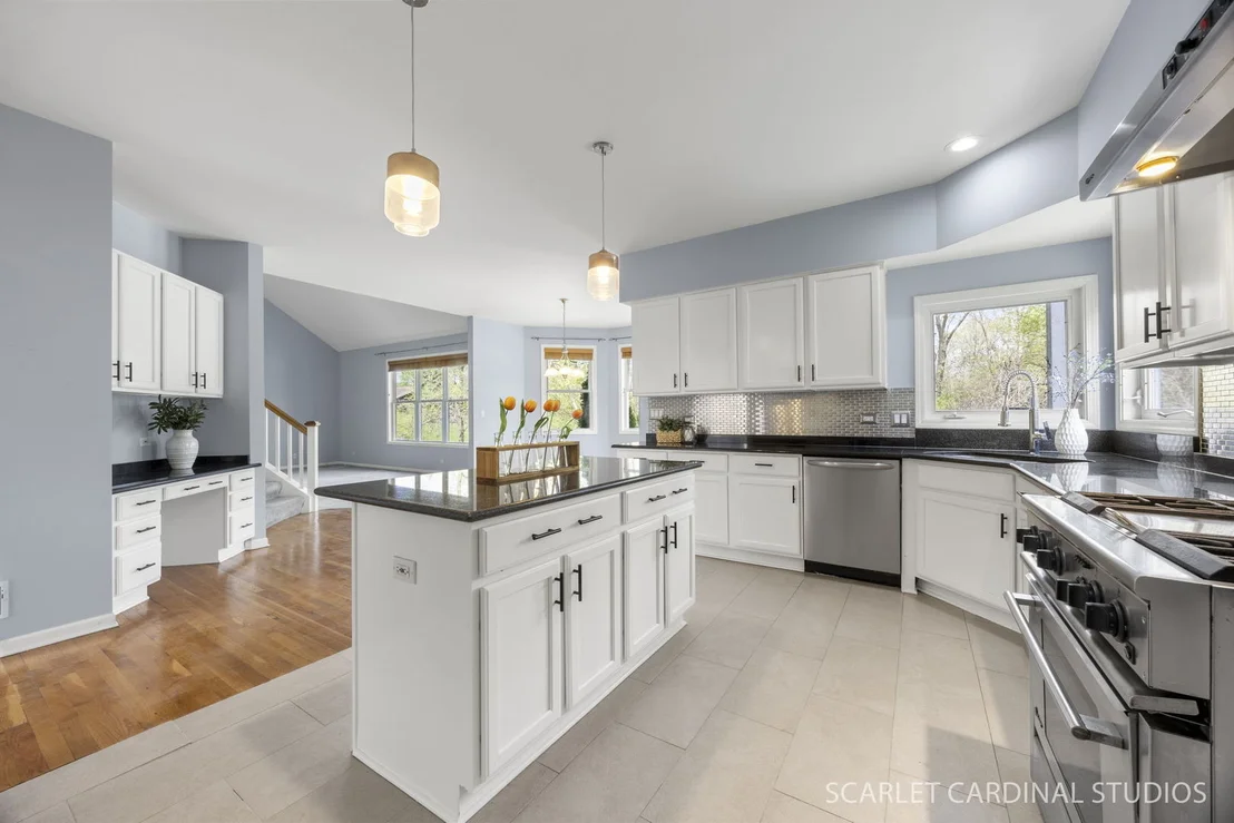 Photo of 2494 Adamsway Drive
