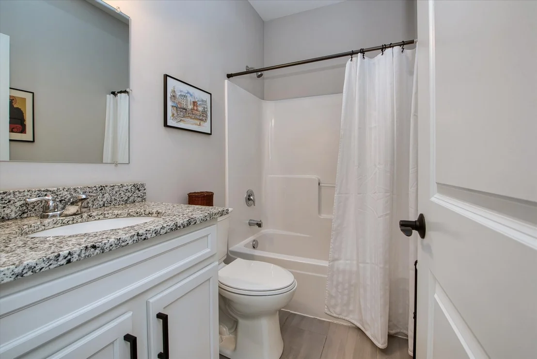 Photo of 1014 Persimmon Drive
