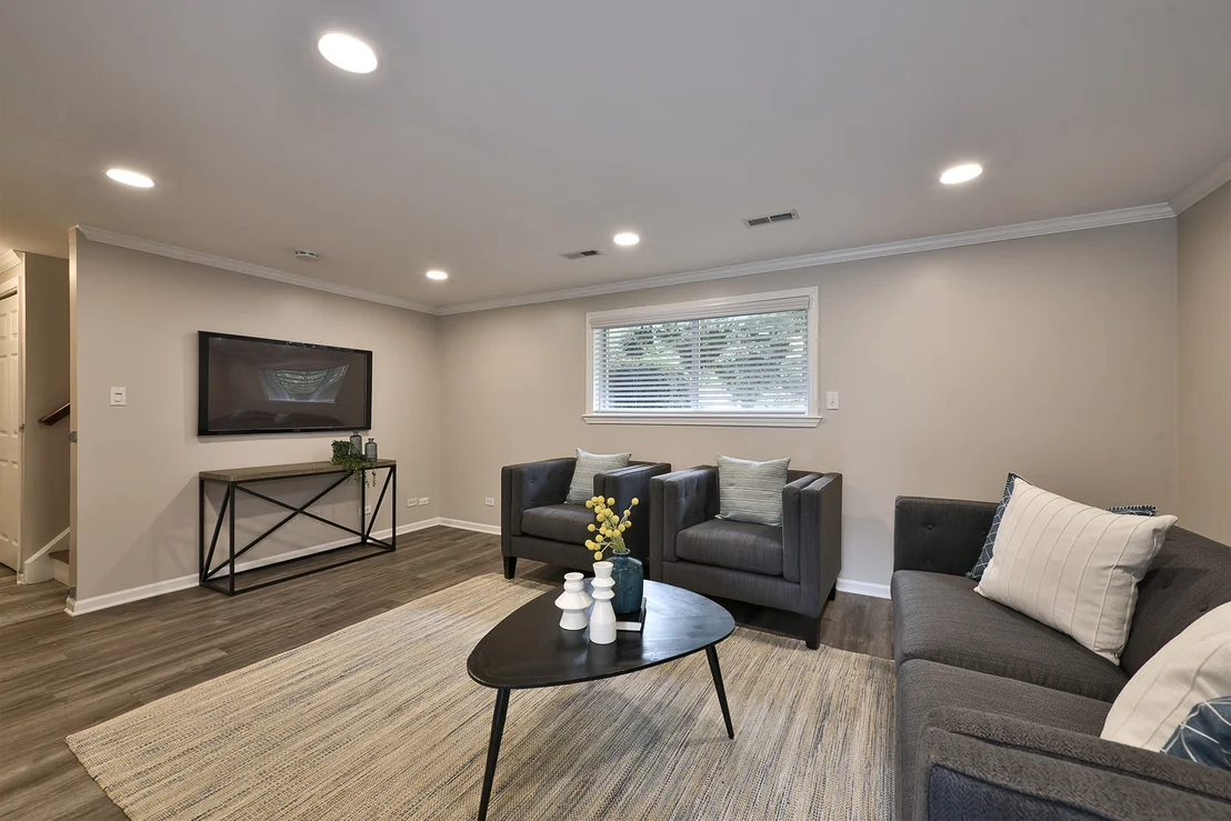 Photo of 1328 Cabot Lane