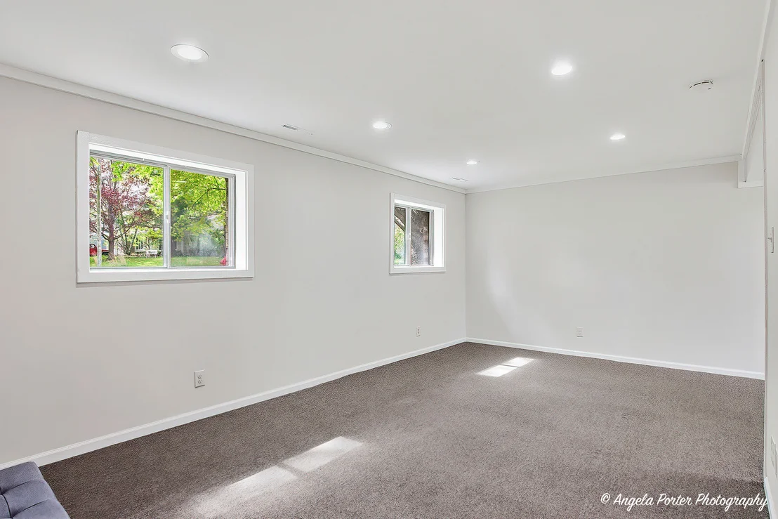 Photo of 213 Windridge Drive