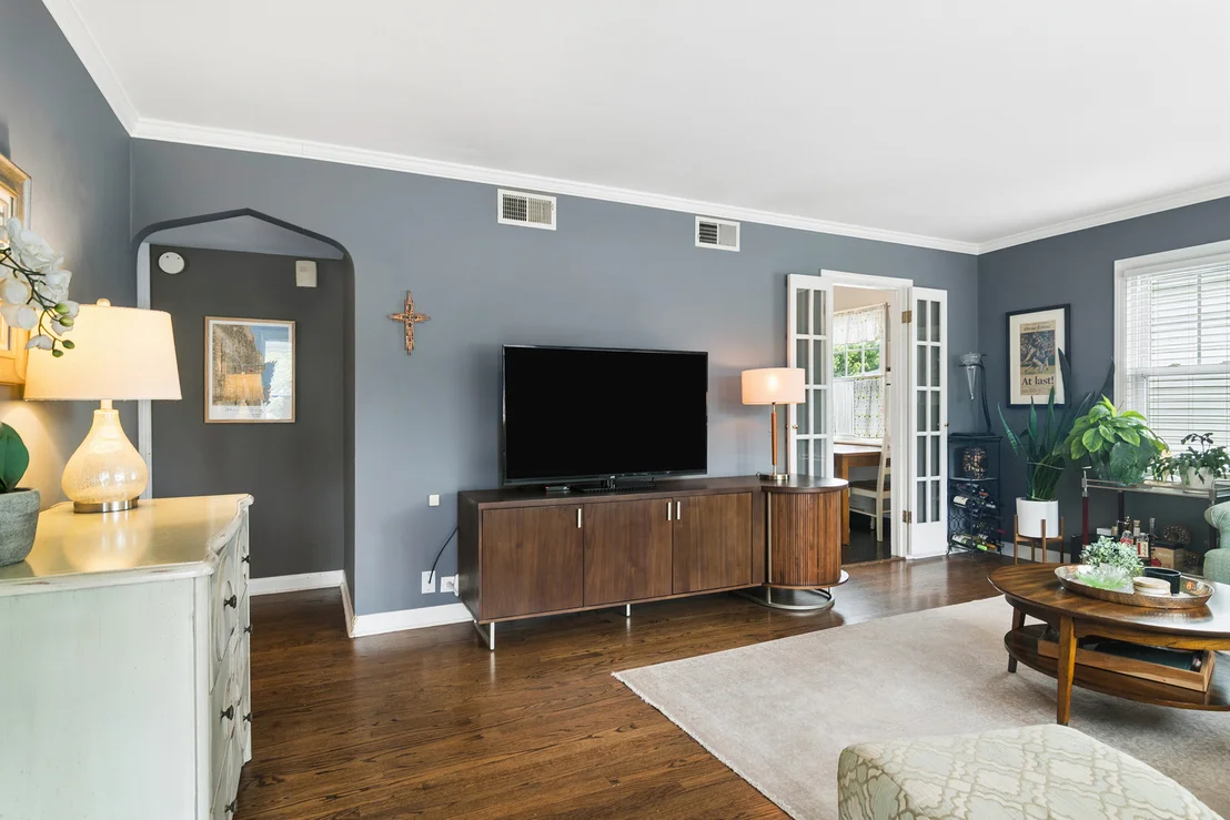Photo of 1166 Webster Lane