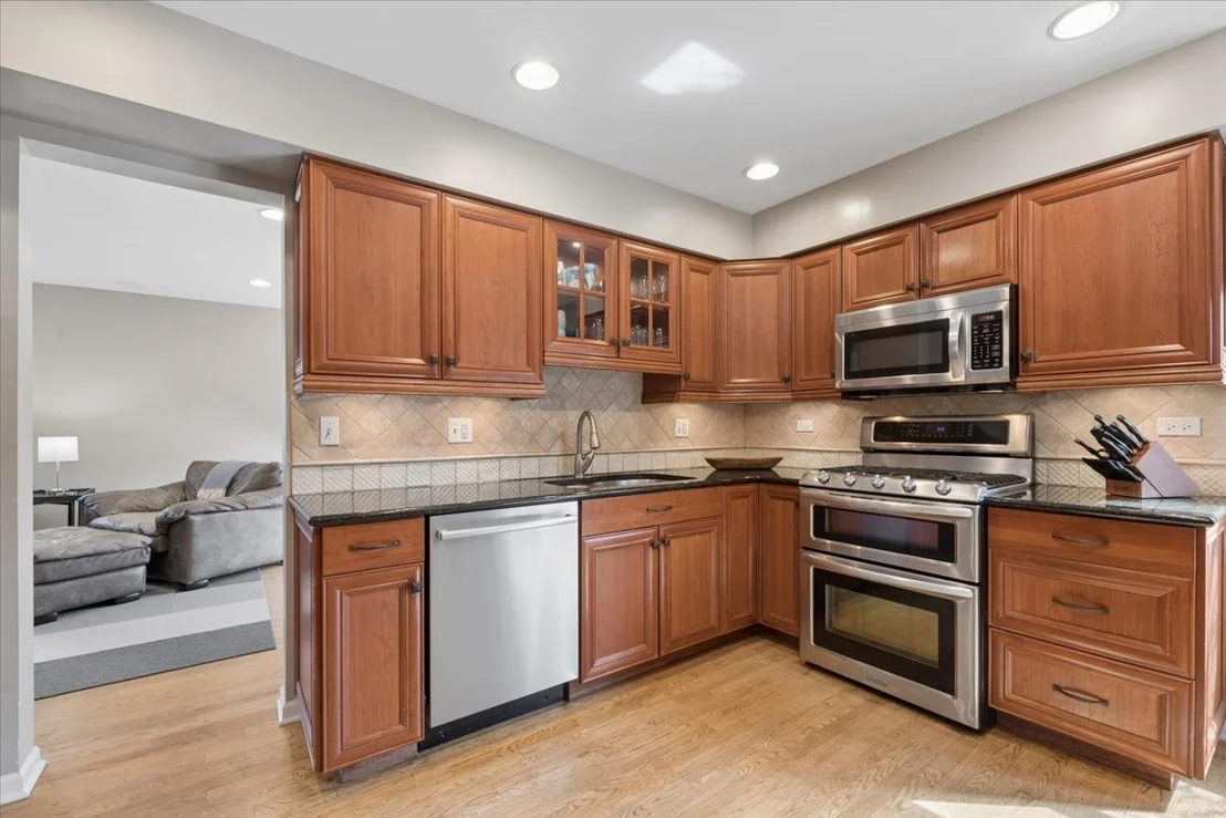 Photo of 405 Caren Drive