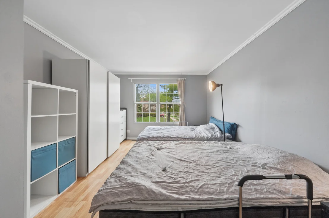 Photo of 445 Le Parc Circle