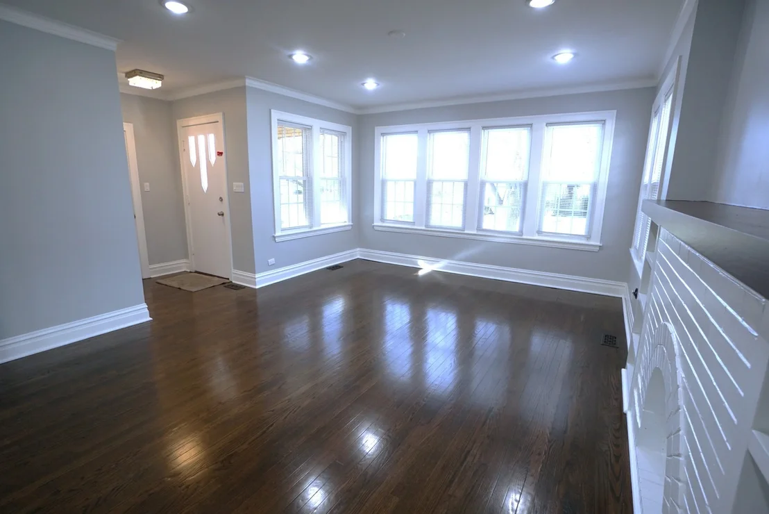 Photo of 5249 Hoffman Street