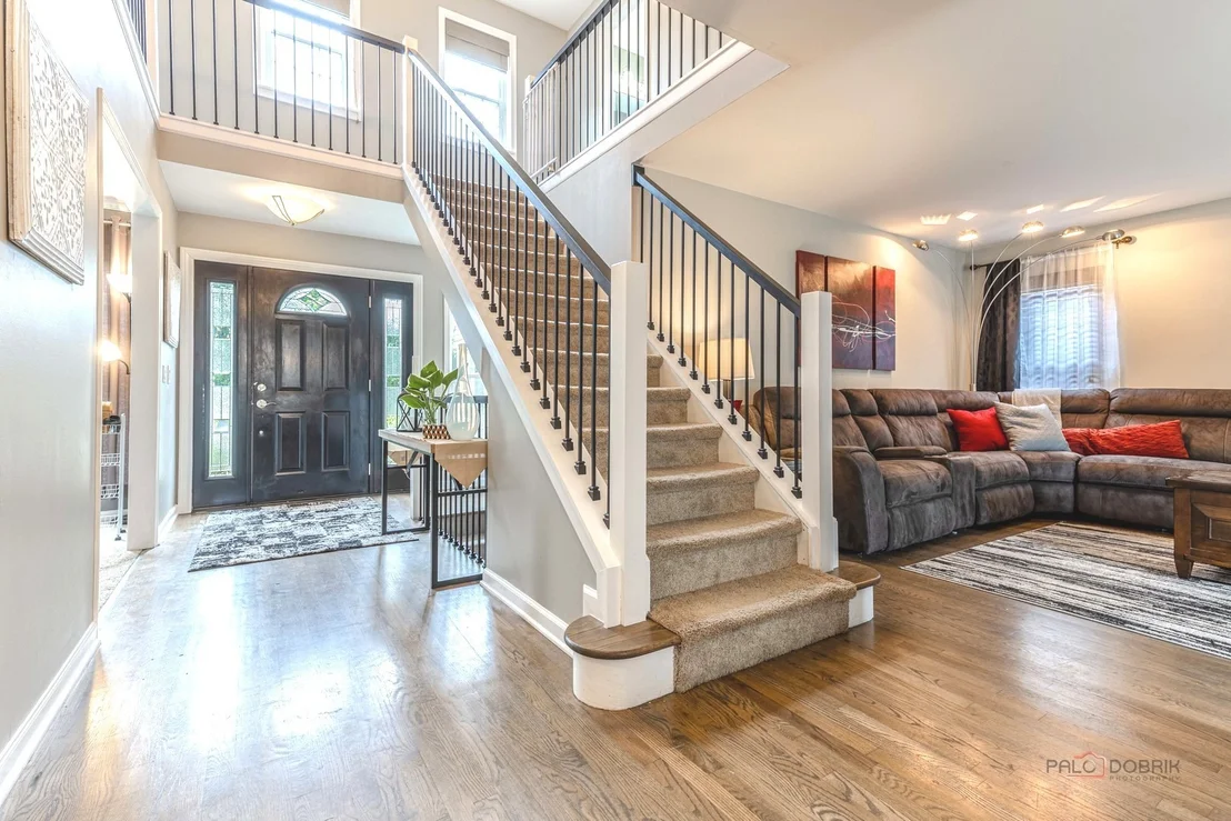 Photo of 935 Ridgewood Drive