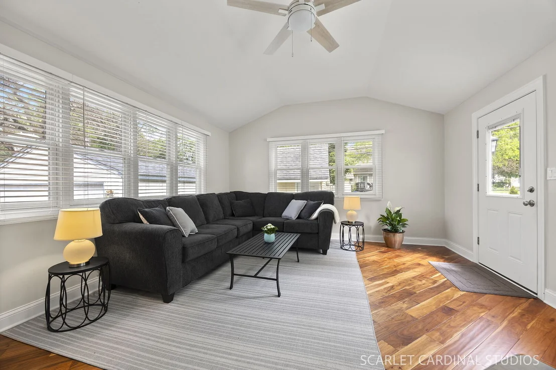 Photo of 1315 Lakeside Drive