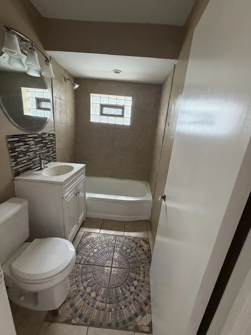 Photo of 3529 W 72nd Place
