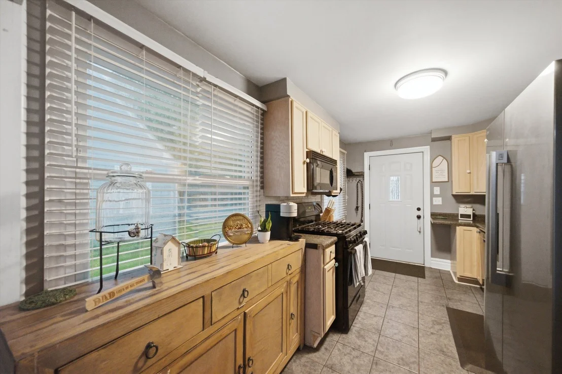 Photo of 525 Sunset Drive