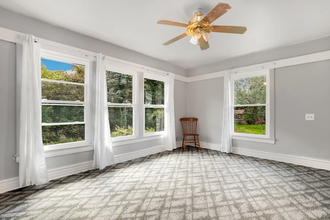 Photo of 1506 Hawthorne Drive