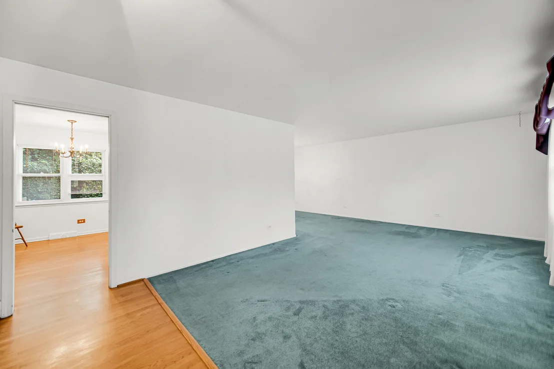 Photo of 986 Harvard Lane