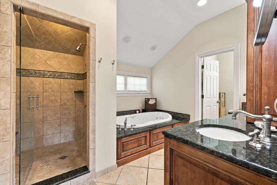 Photo of 2068 N Butternut Lane