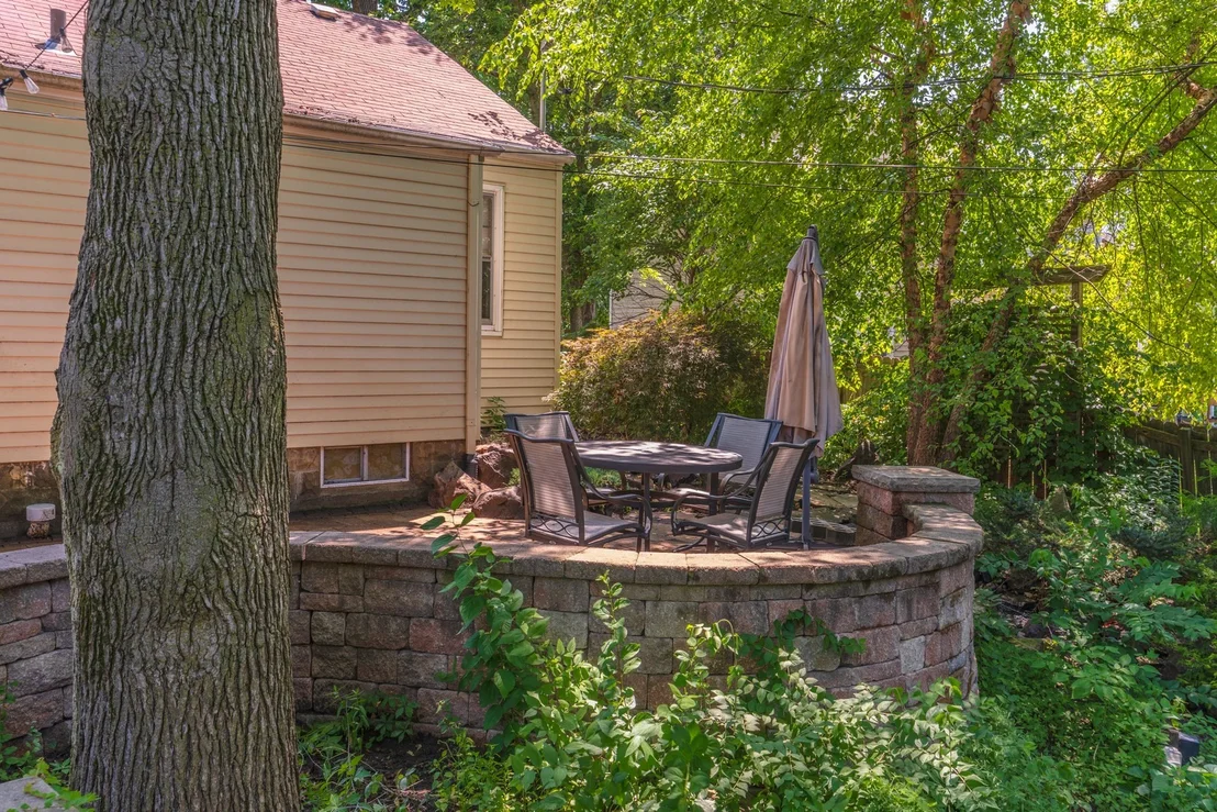 Photo of 821 Normal Avenue