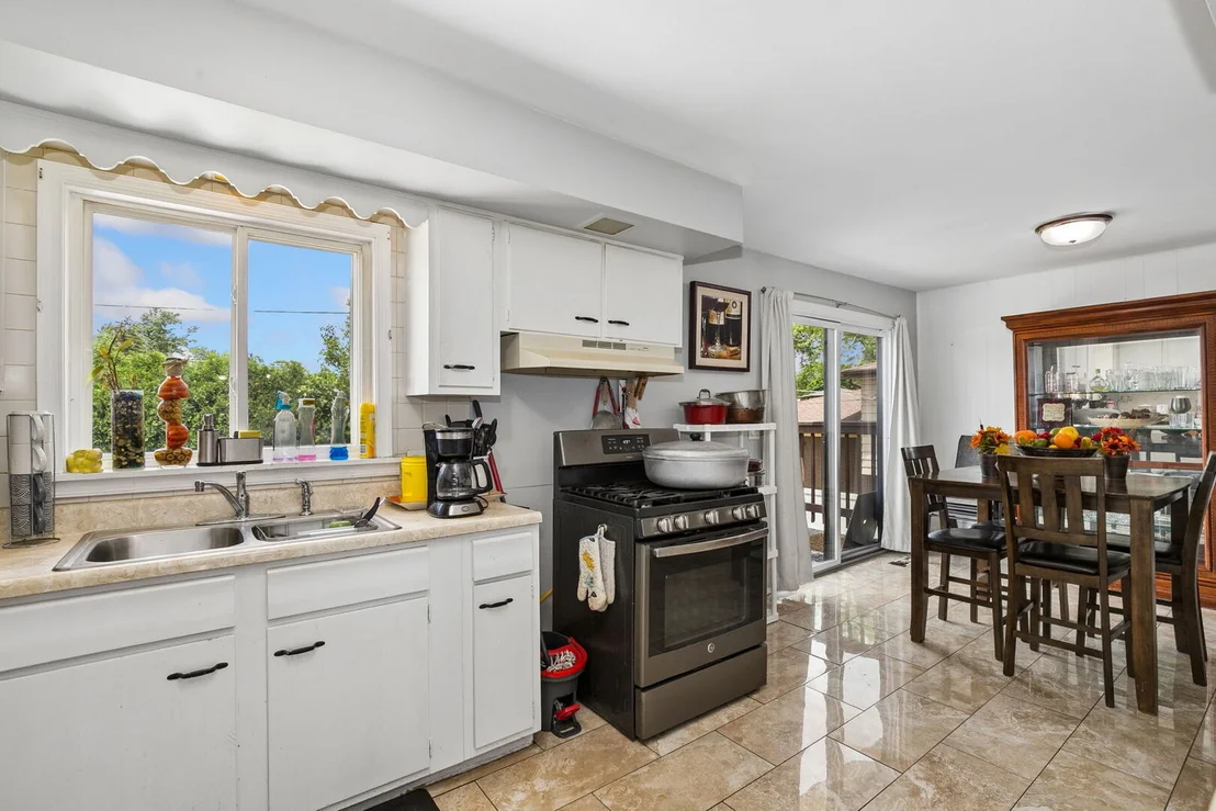 Photo of 356 W Park Avenue