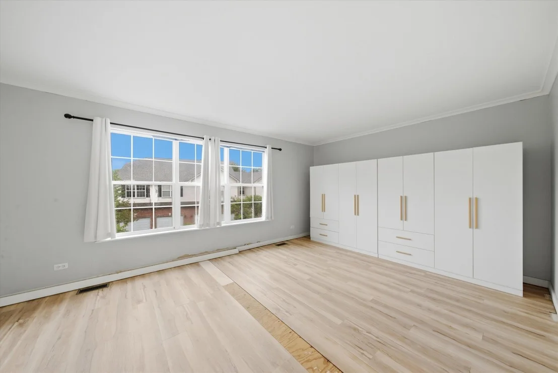 Photo of 512 N Fox Trail