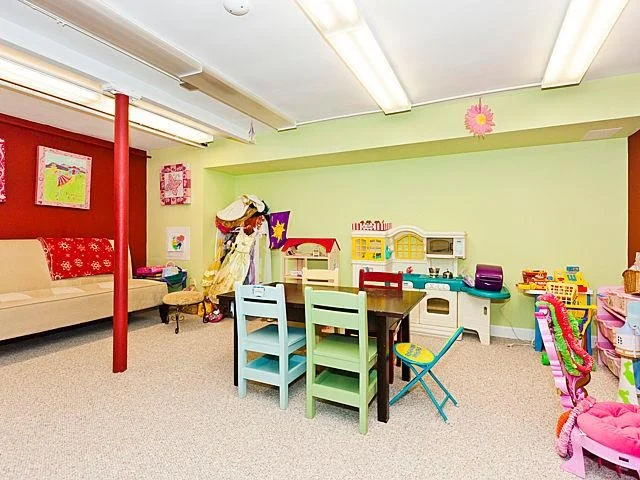 Photo of 2211 Forestview Drive
