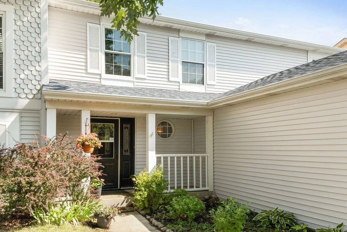 Photo of 1615 Estate Circle