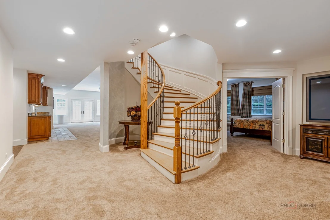 Photo of 64 Crescent Drive