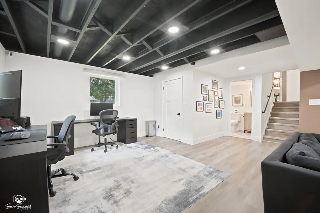 Photo of 11S528 Book Road