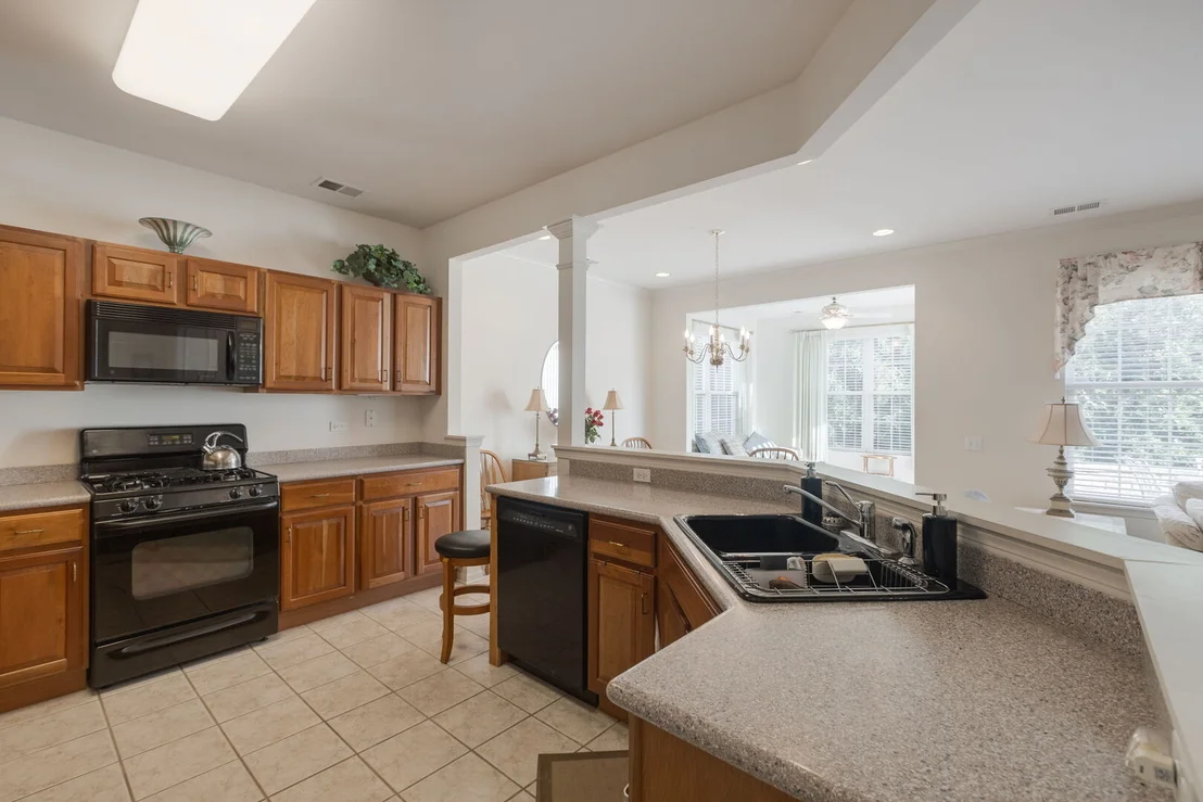 Photo of 13050 Crestview Drive