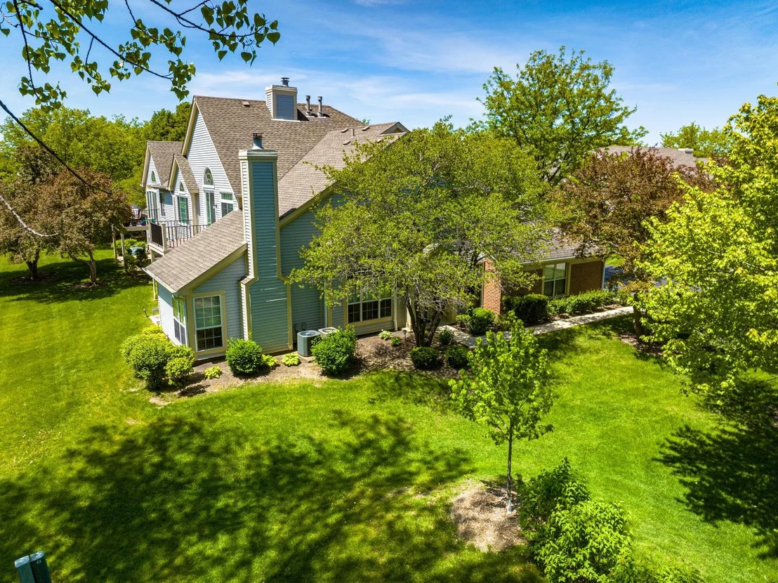 Photo of Unit 1 at 446 Cromwell Circle
