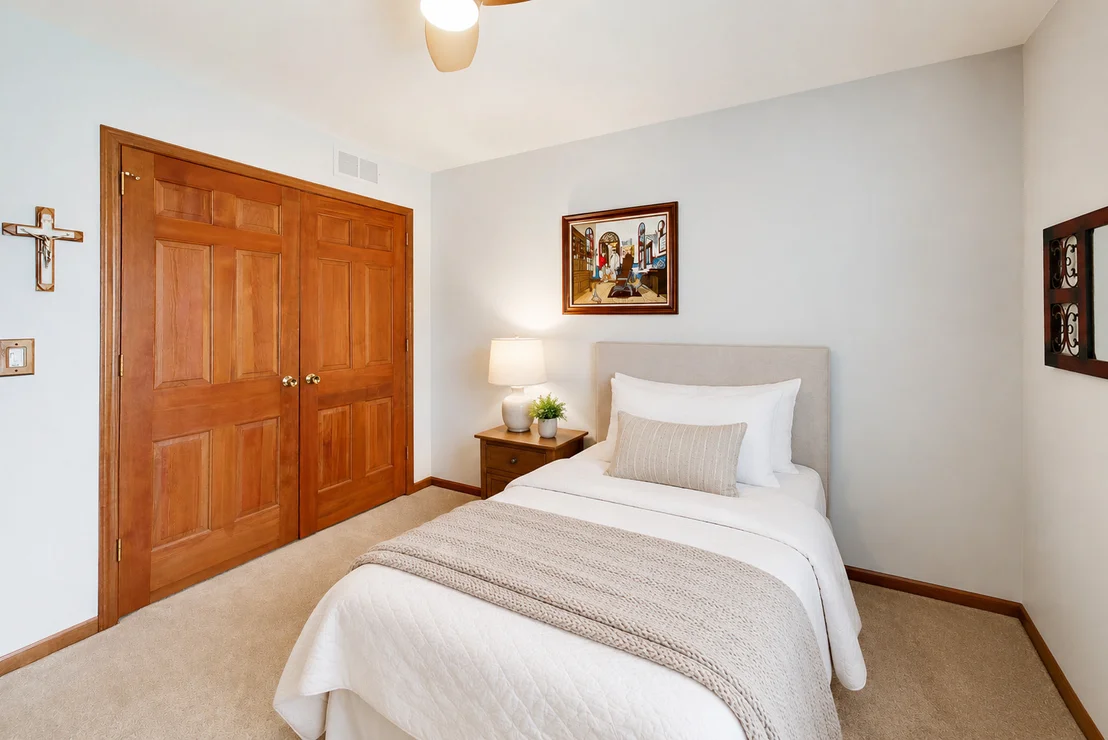 Photo of 1265 N Scarlet Drive