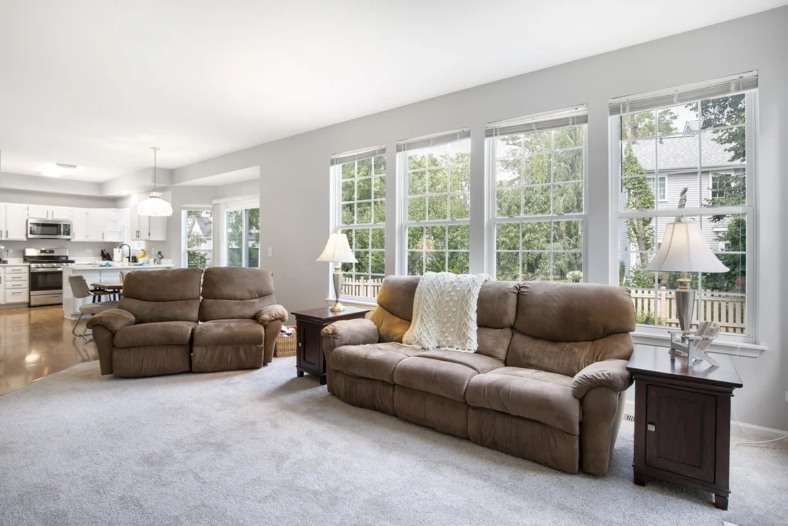 Photo of 6233 Formoor Lane